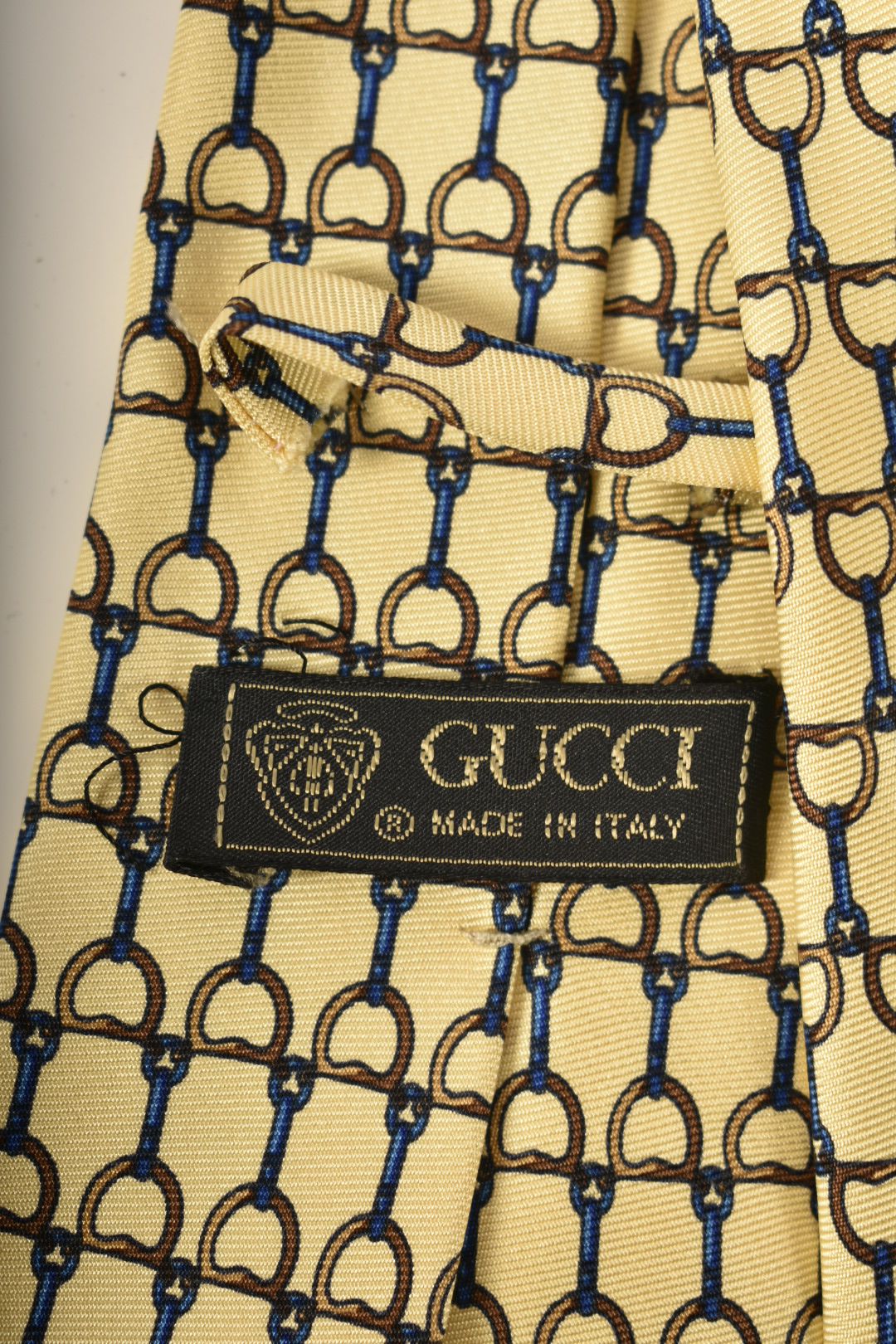 1980s GUCCI Yellow Blue 100% Silk Horsebit Chain Tie