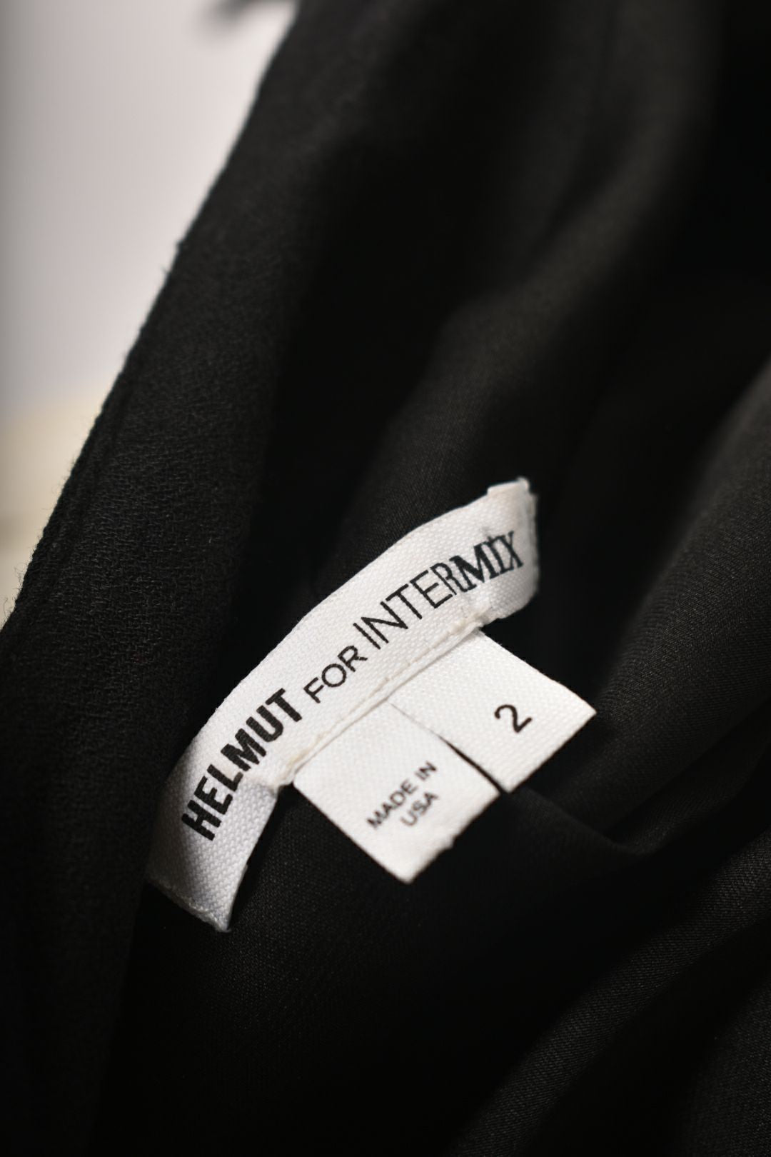 HELMUT LANG Black Viscose Cropped Wrap Blazer 2US