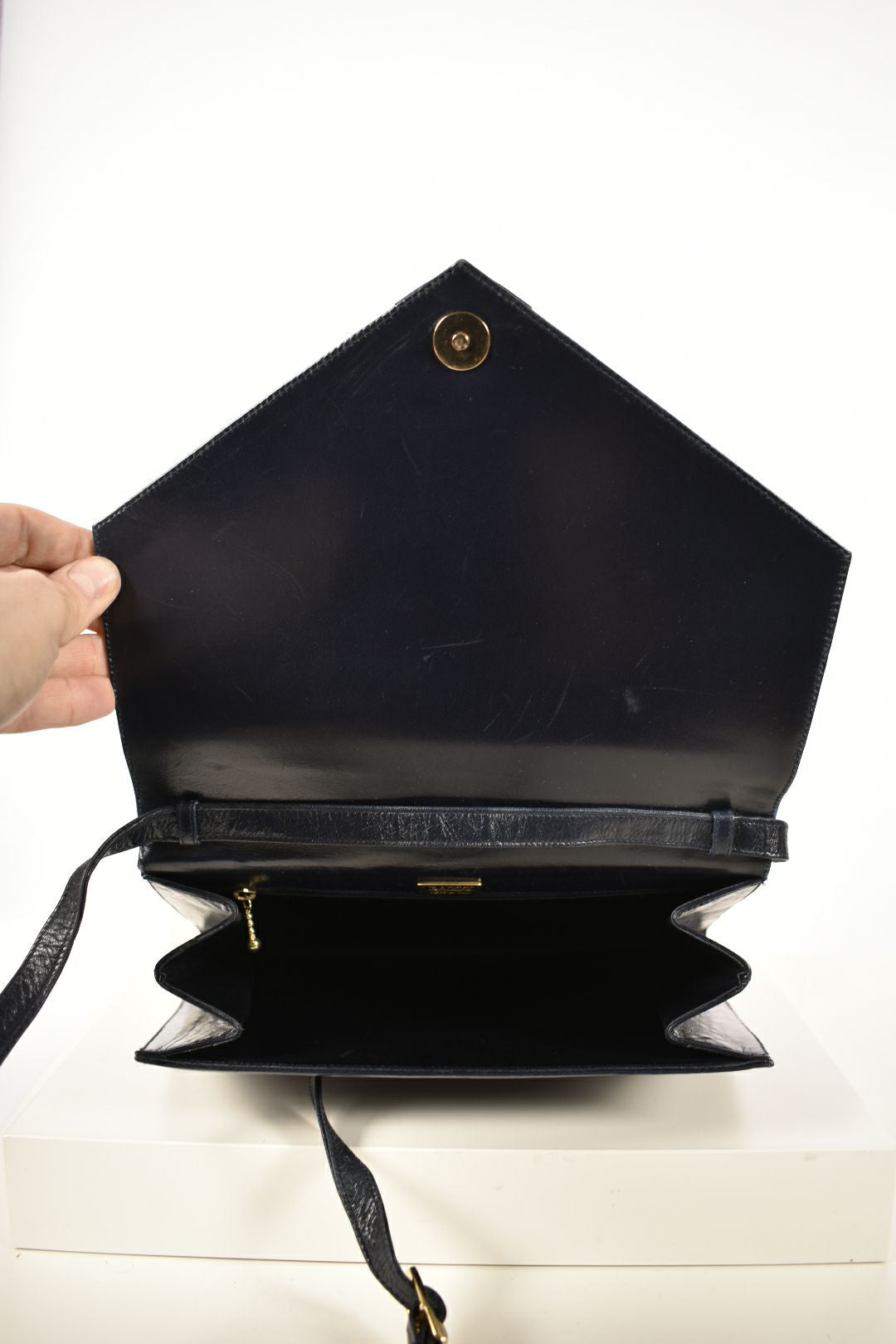 1980s BALLY Navy Cream Calfskin Leather Envelope Flap Shoulder Bag