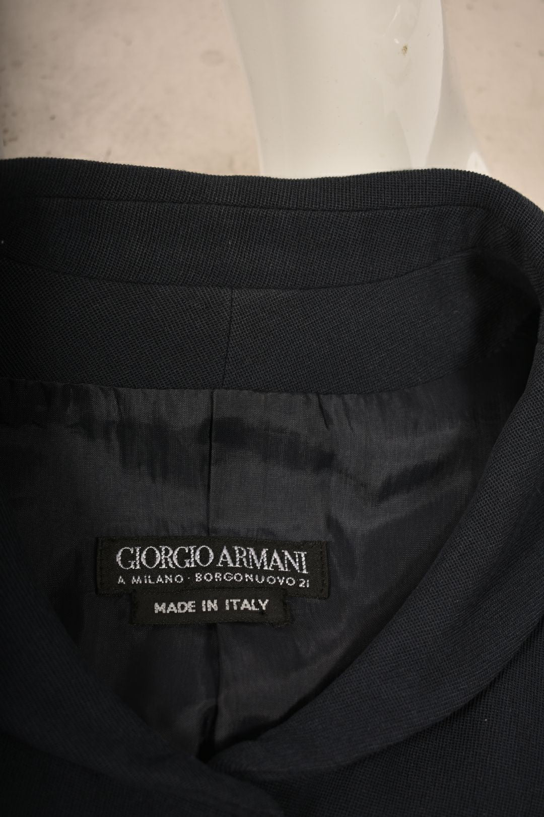 1990s GIORGIO ARMANI Navy Wool Rounded Collar 5Btn Blazer 42EU