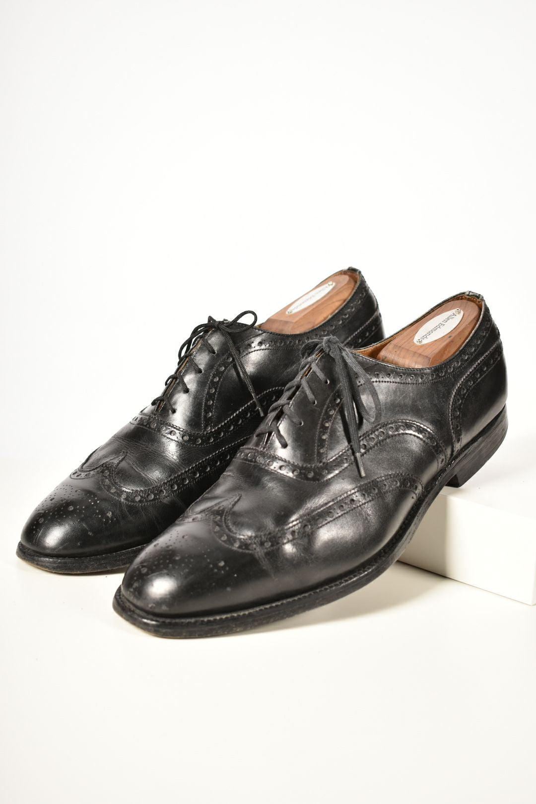 1980s CHURCH'S Chetwynd Black Leather Brogue Dress Shoes 9.5US England