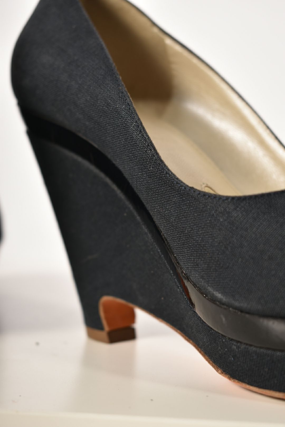 1990s JIL SANDER Navy Linen Wedge Heel Peep Toe Platform Pump 7US Italy