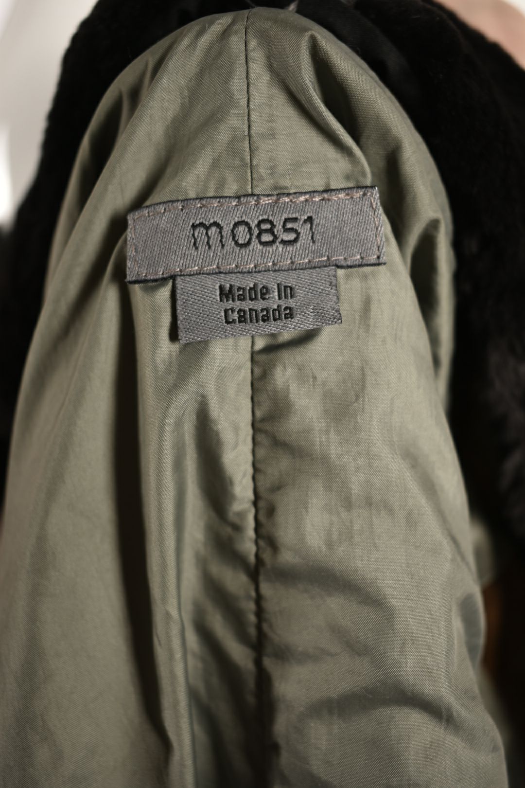 M0851 Brown Leather Beaver Collar Bomber Aviator Jacket Small Canada