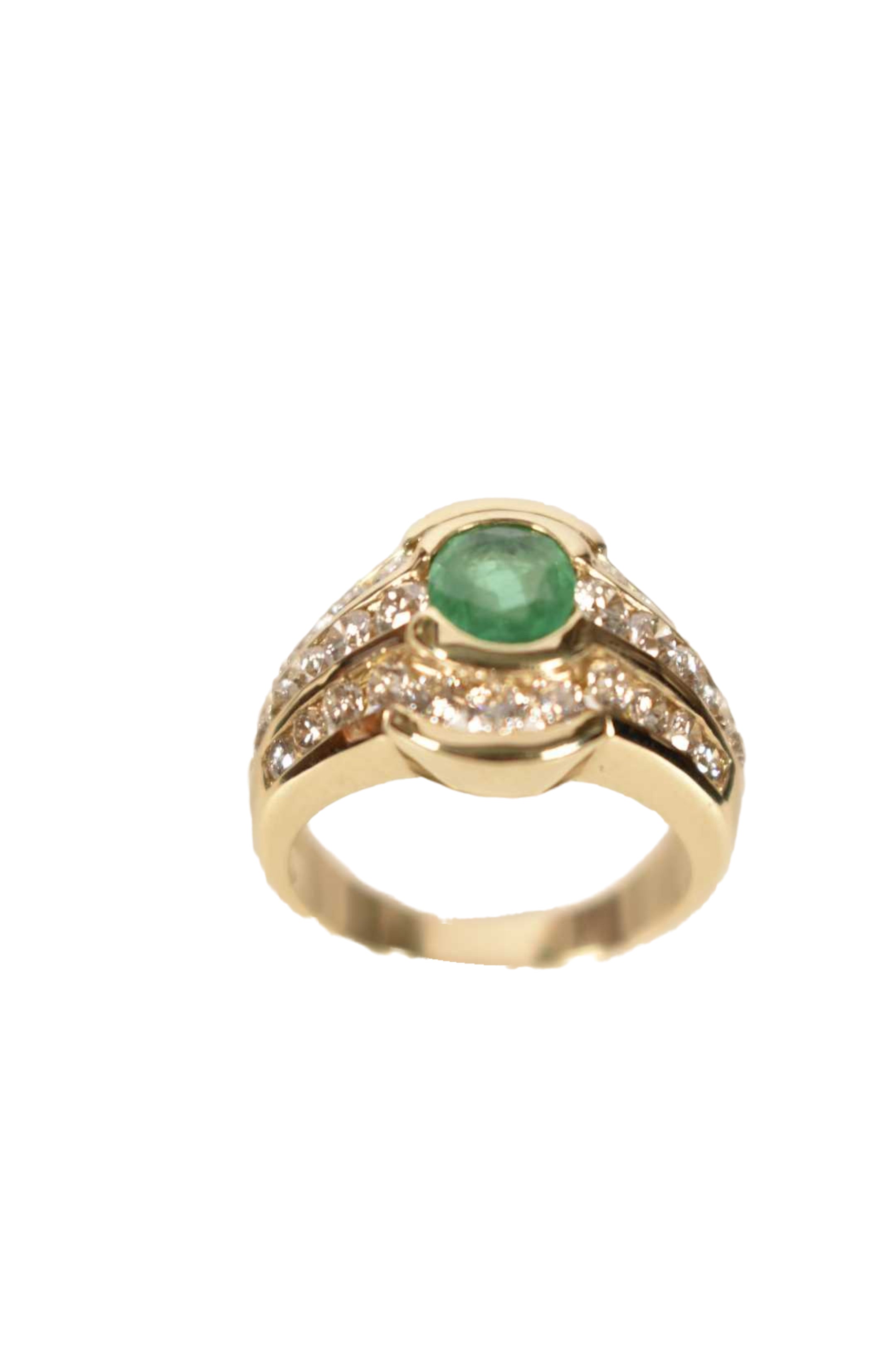 Ladies 14k Gold Ring with 0.82ct centre Emerald and 32 Diamond Halo Sz 7