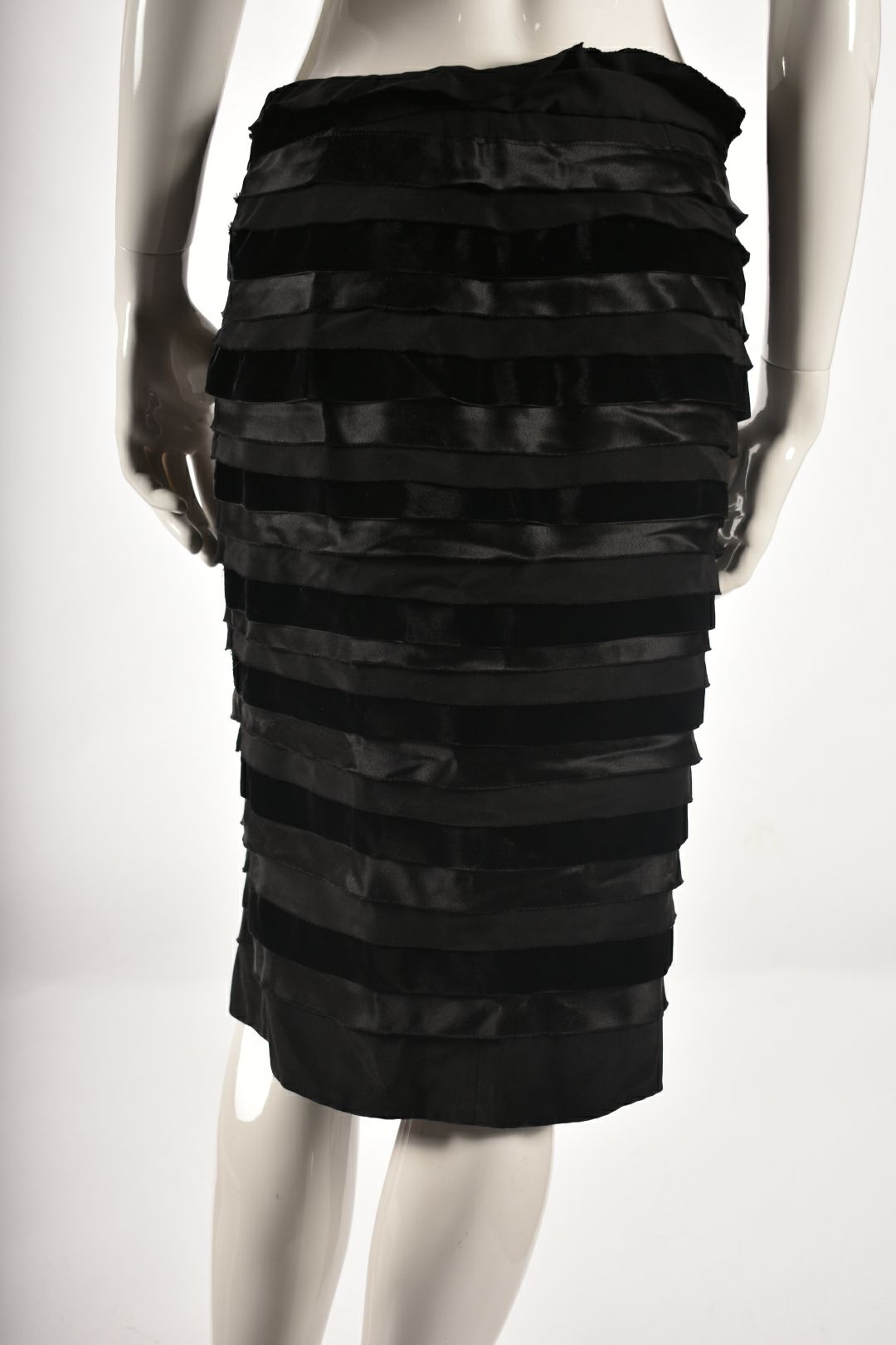 FW2014 OSCAR DE LA RENTA Black Silk Layered Pencil Skirt Runway 6US Medium