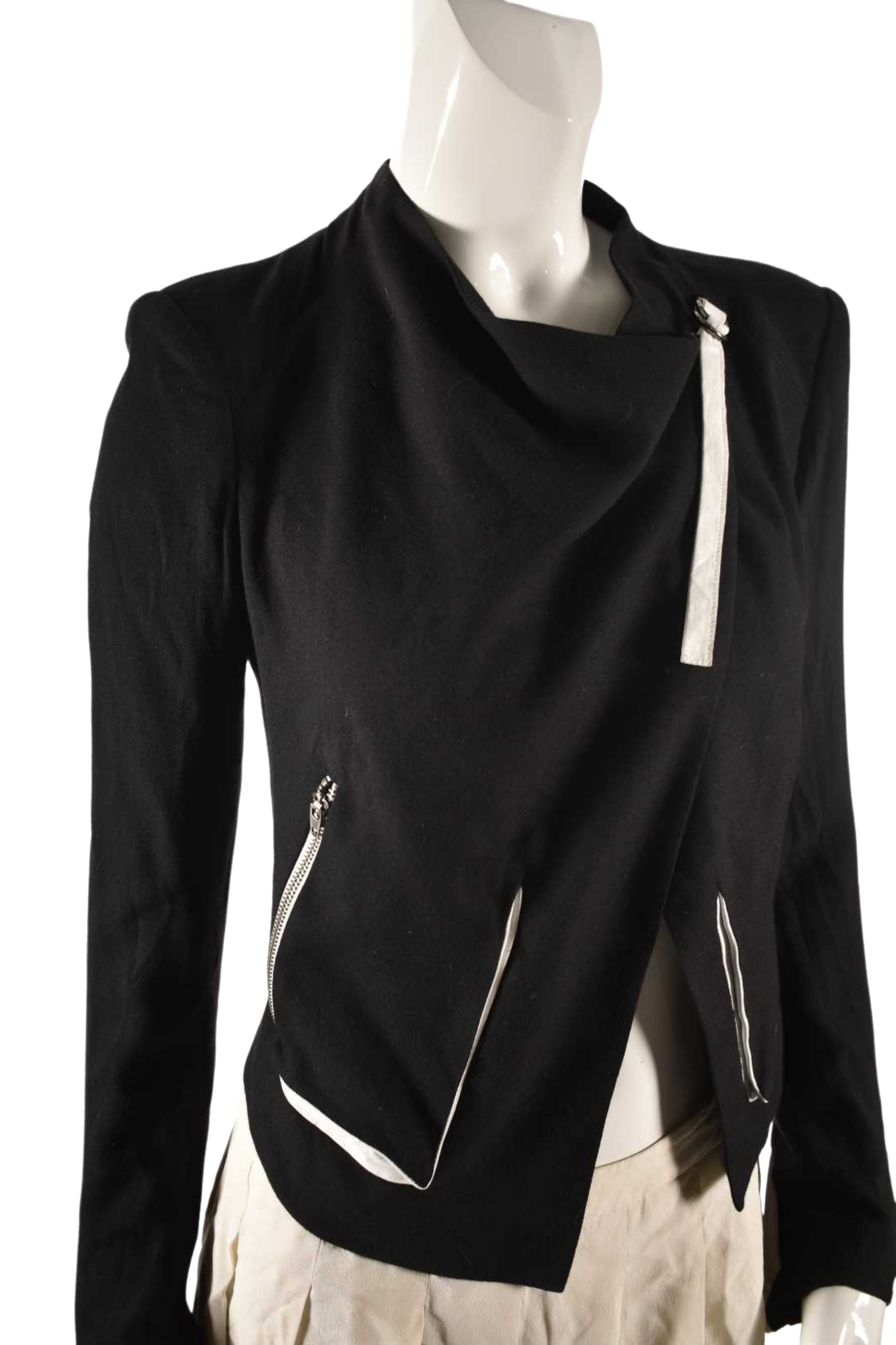 HELMUT LANG Black Viscose Cropped Wrap Blazer 2US