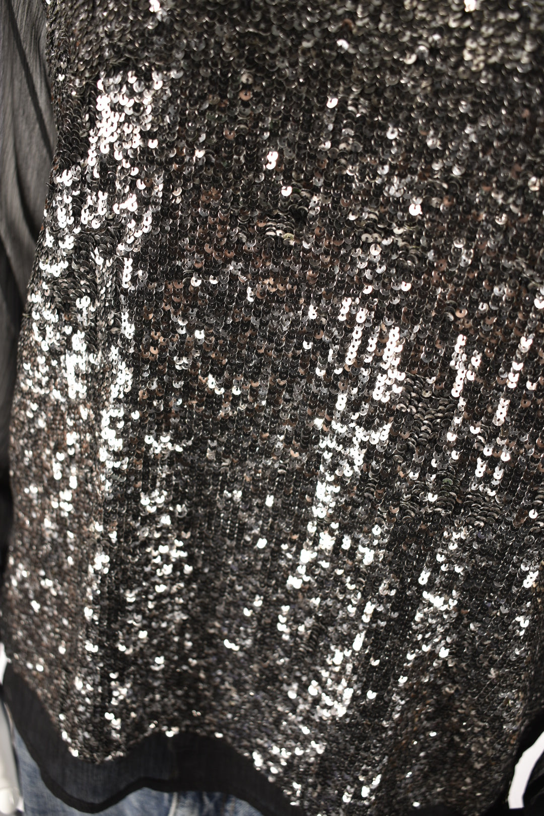 GESTUZ Black Crepe Sequin Sparkle Blouse Medium