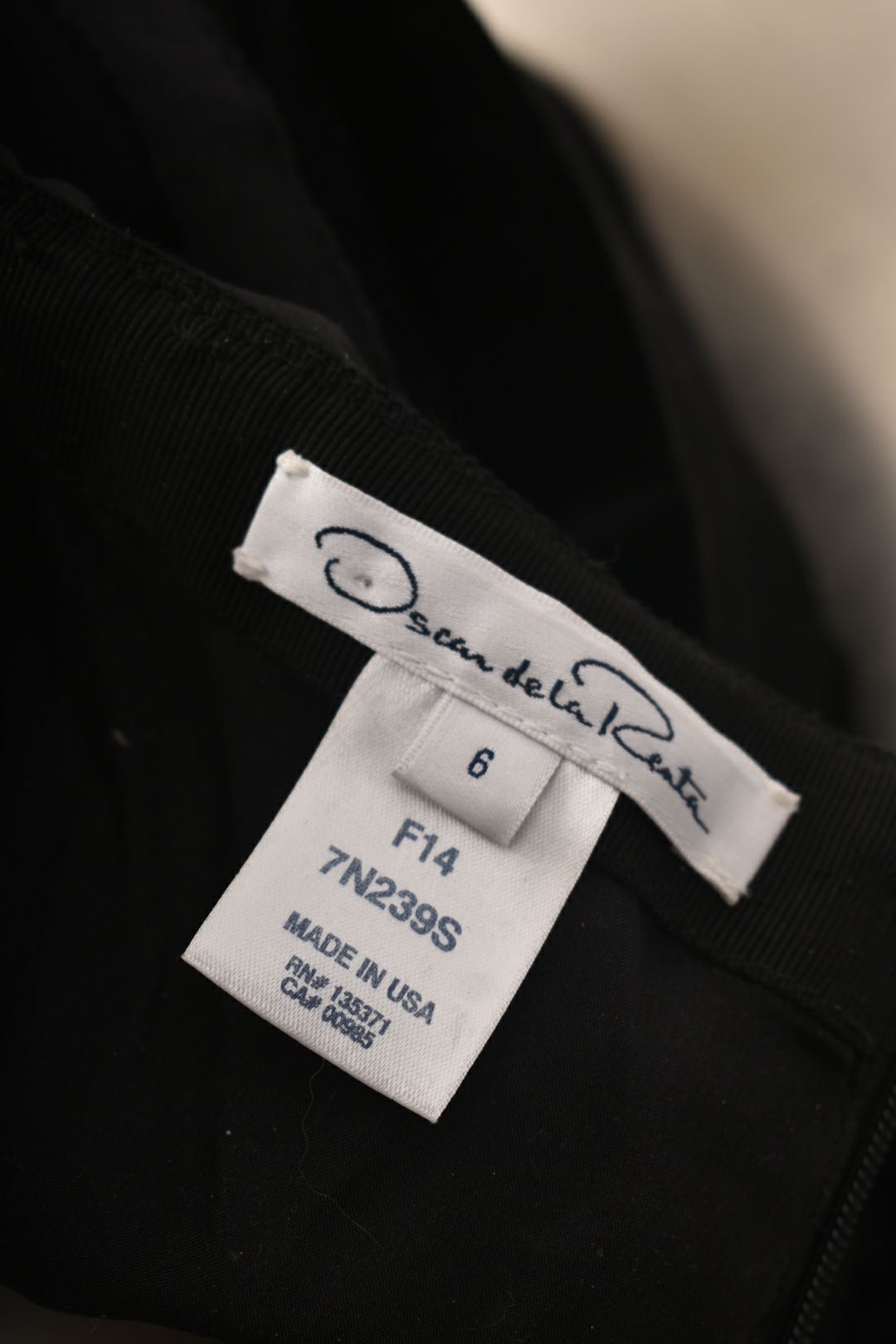 FW2014 OSCAR DE LA RENTA Black Silk Layered Pencil Skirt Runway 6US Medium