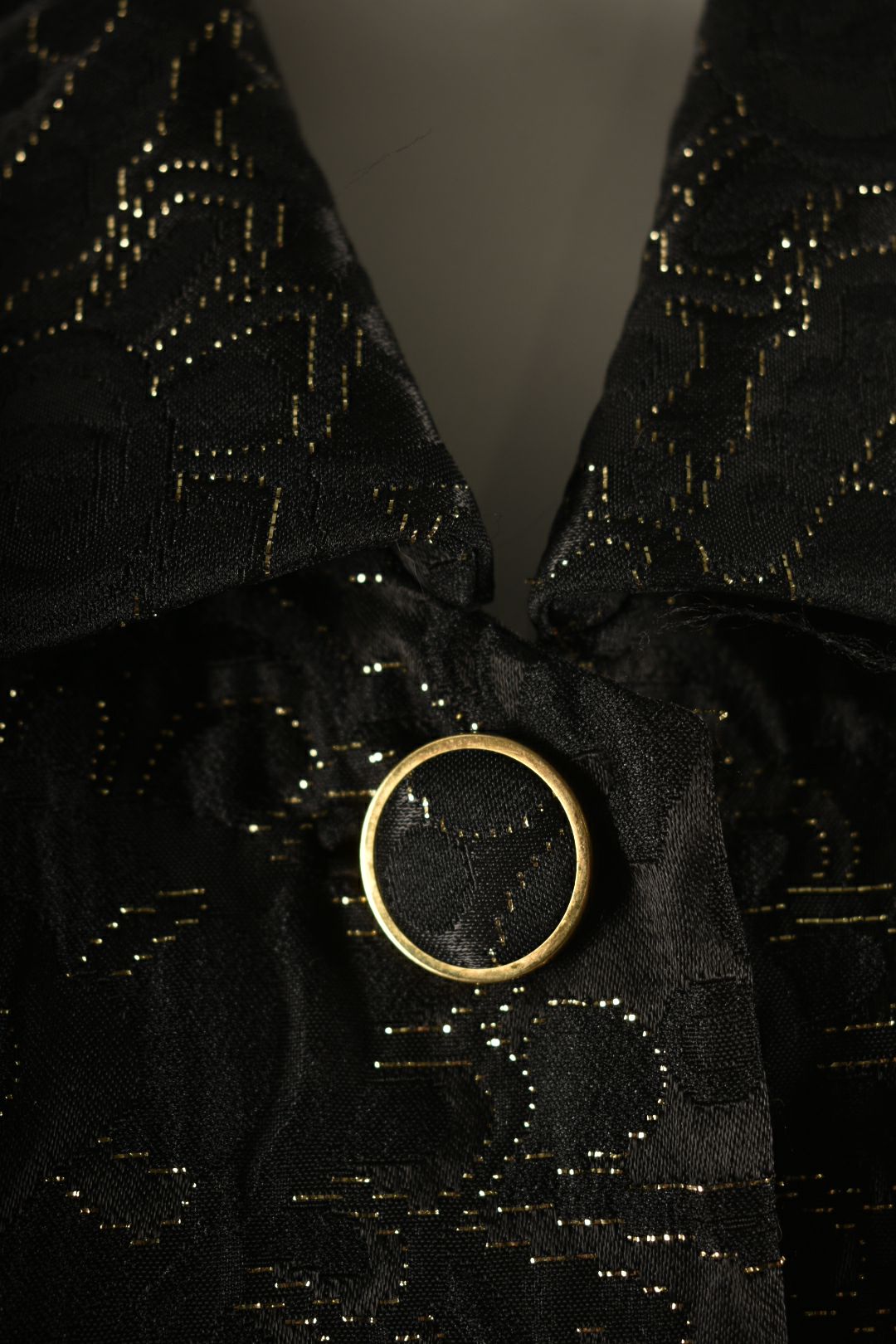 1980s PORTS INTERNATIONAL Black Gold Metallic Brocade Jacket 14US