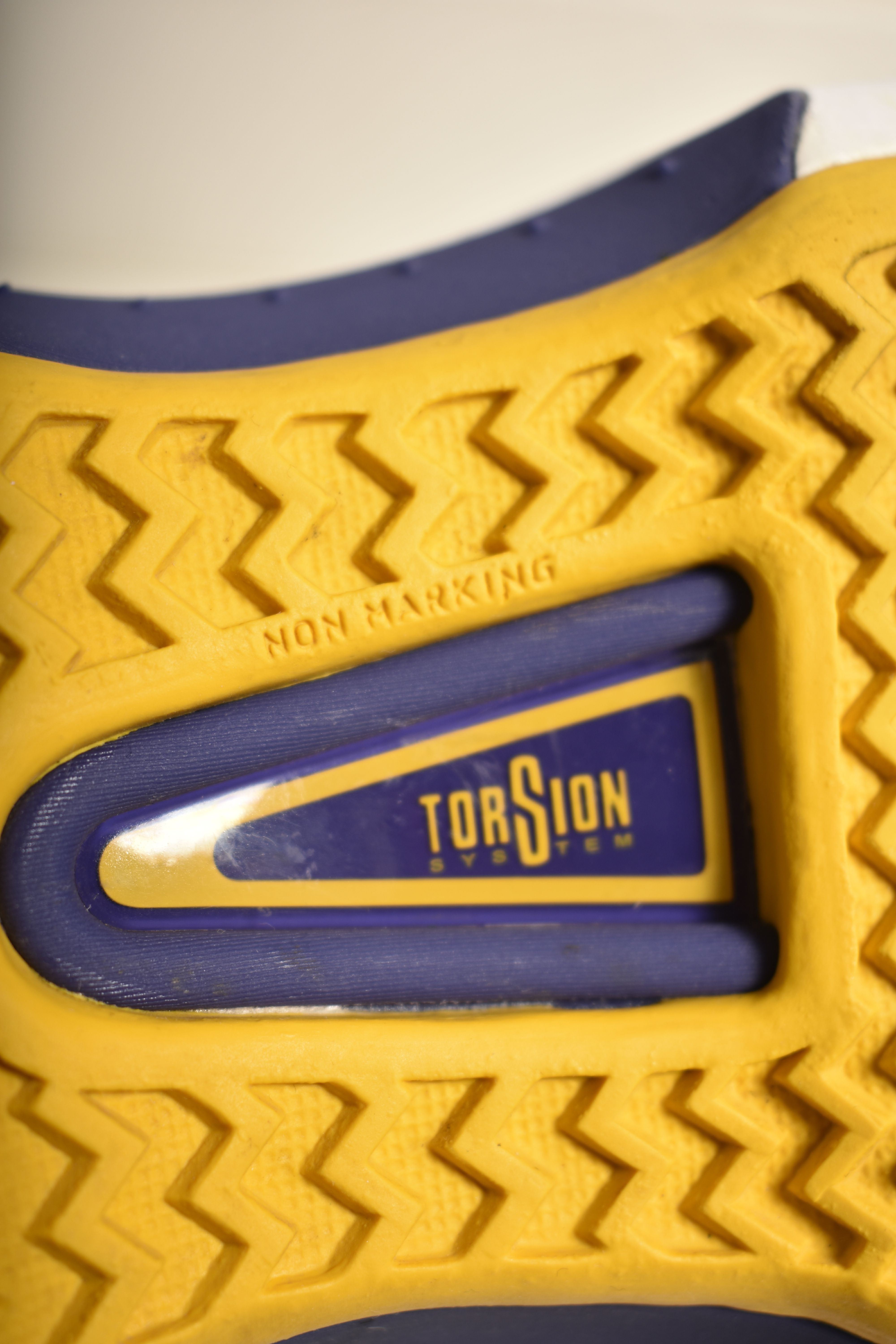 2006 ADIDAS Kobe Crazy 1 Lakers Yellow Purple Basketball Shoes 10US