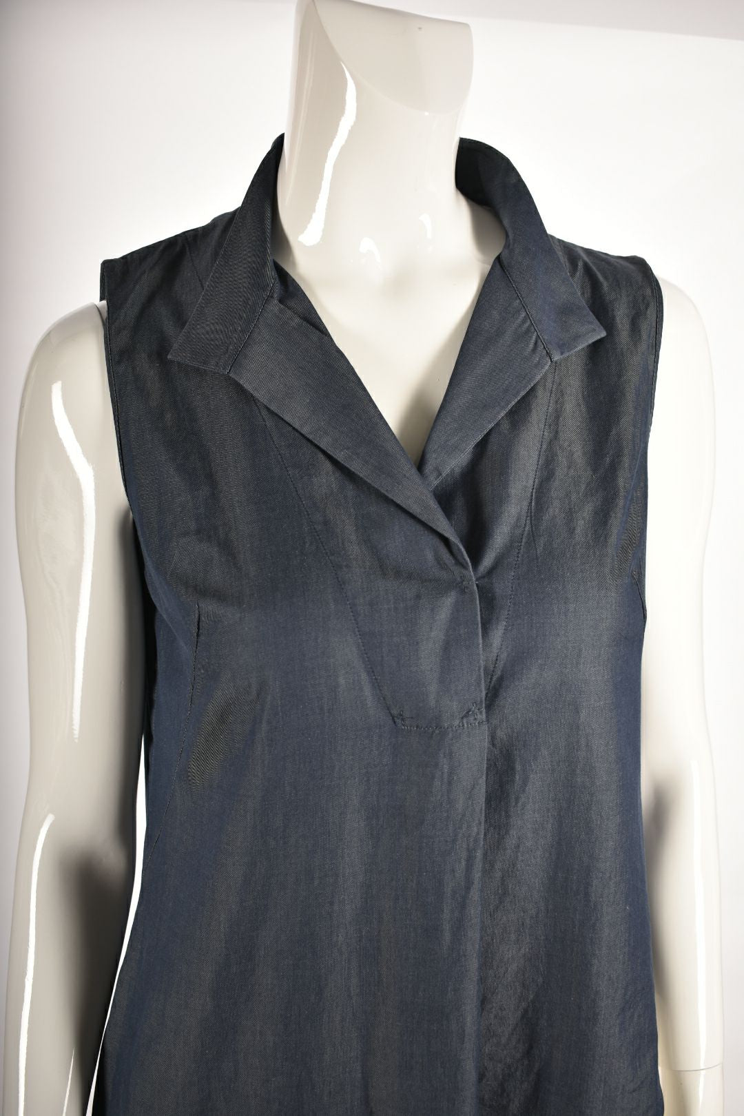 AKRIS Navy Sleeveless Chambray Asymetrical Top 6US