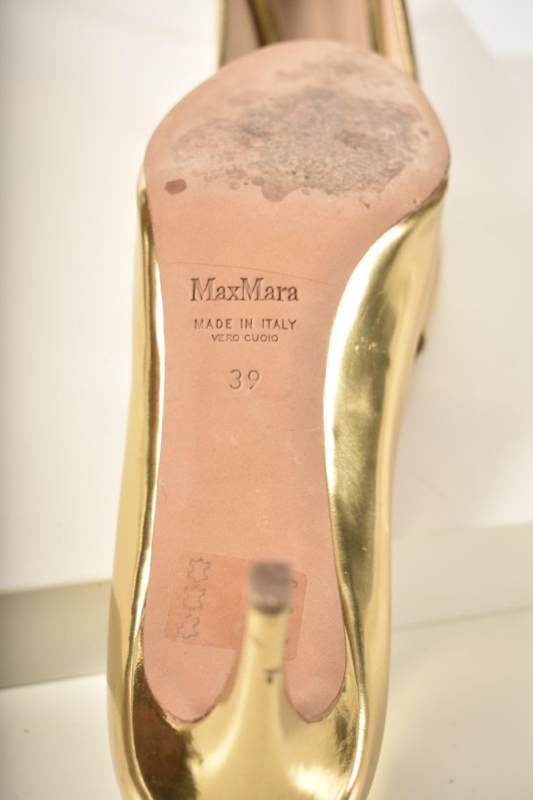 MAX MARA Gold Metallic Leather Peep Toe Pumps 39EU 9US