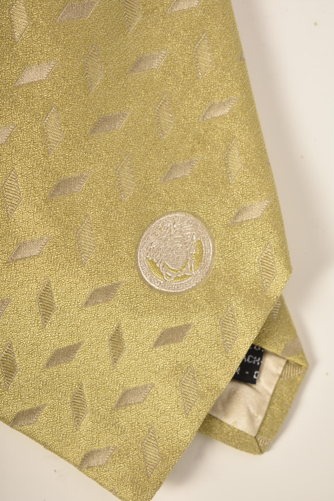 1980s GIANNI VERSACE Yellow Medusa Medallion Scarfacecore Silk Tie Italy