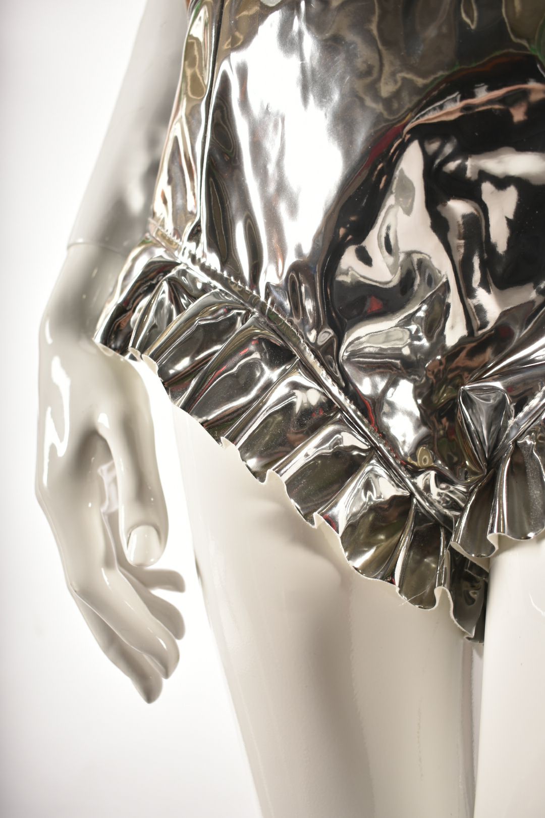 CHAR HOUSTON Silver Metallic High Waist Hotpants Shorts L