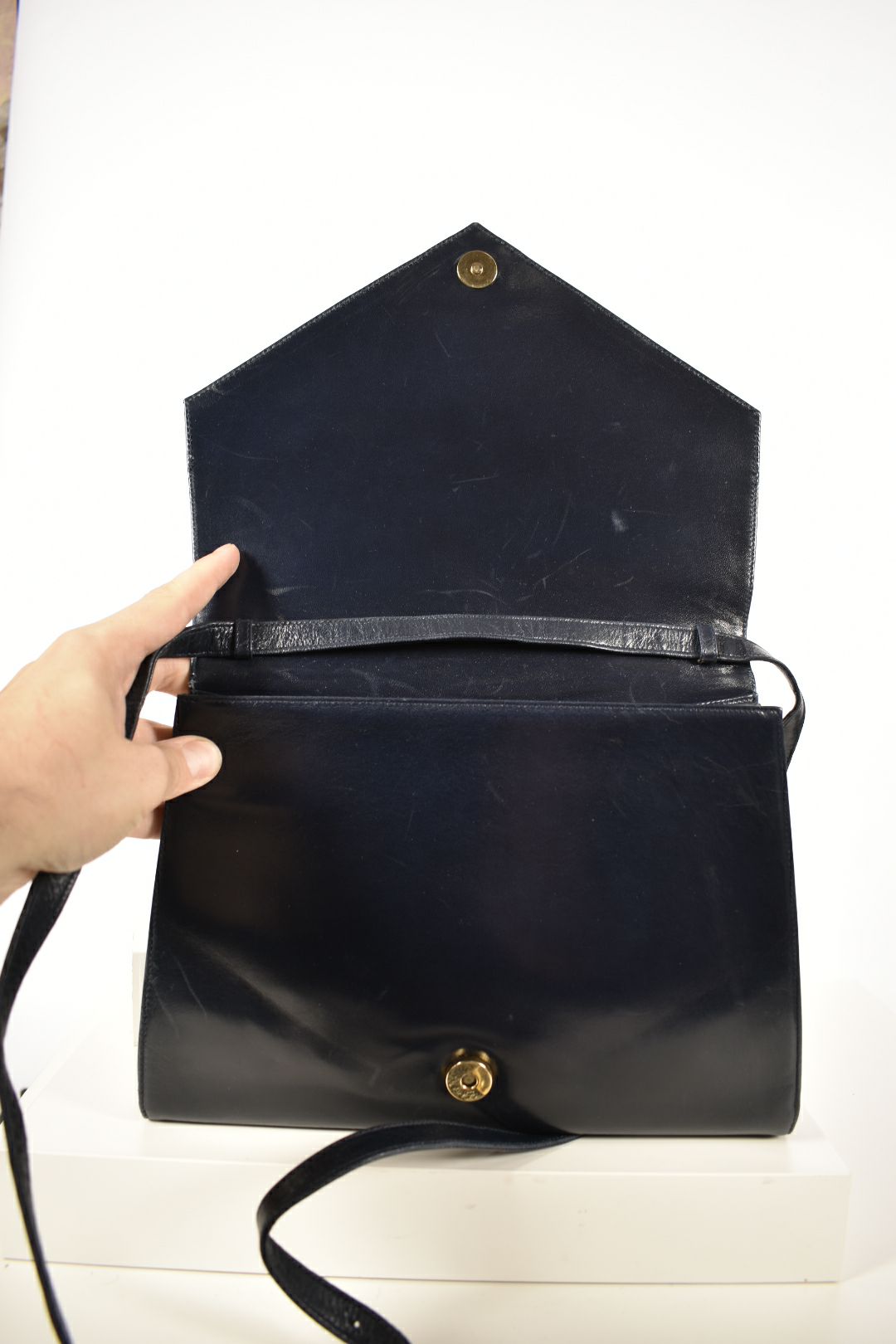 1980s BALLY Navy Cream Calfskin Leather Envelope Flap Shoulder Bag