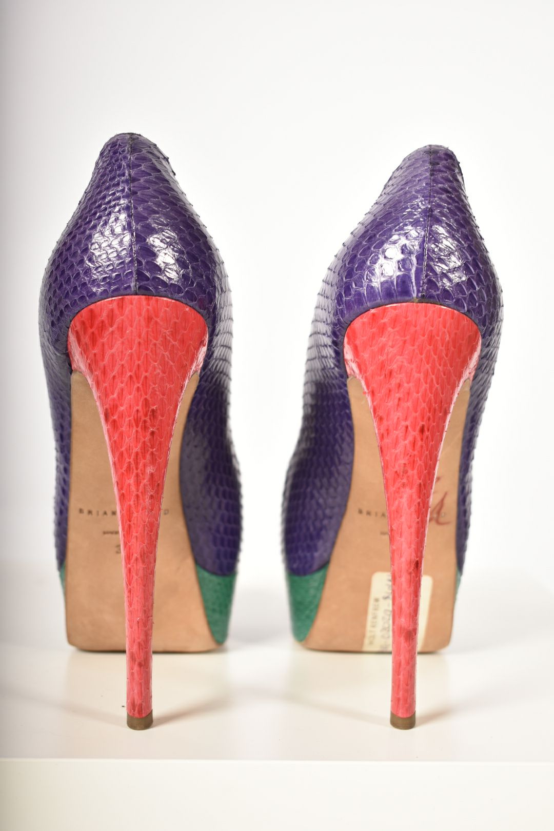Insane BRIAN ATWOOD Purple Green Coral Watersnake Miami 6" Pumps 38/39 Italy