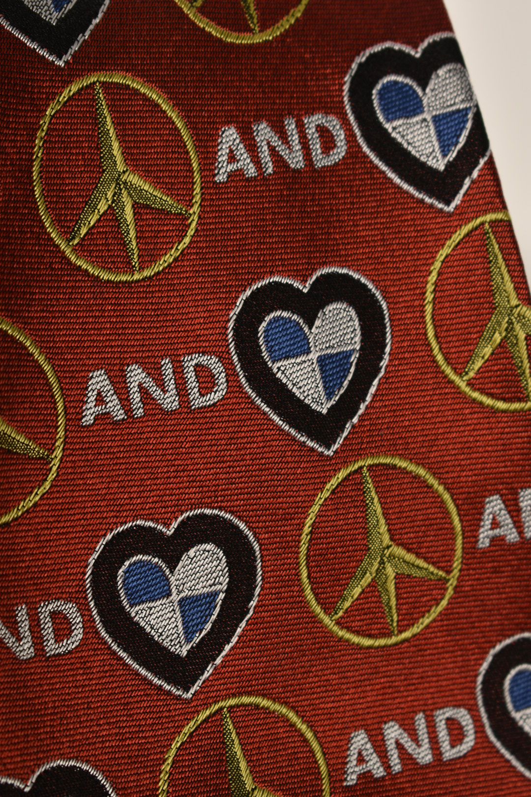 MOSCHINO Red Silk Peace & Love BMW Mercedes Tie Italy