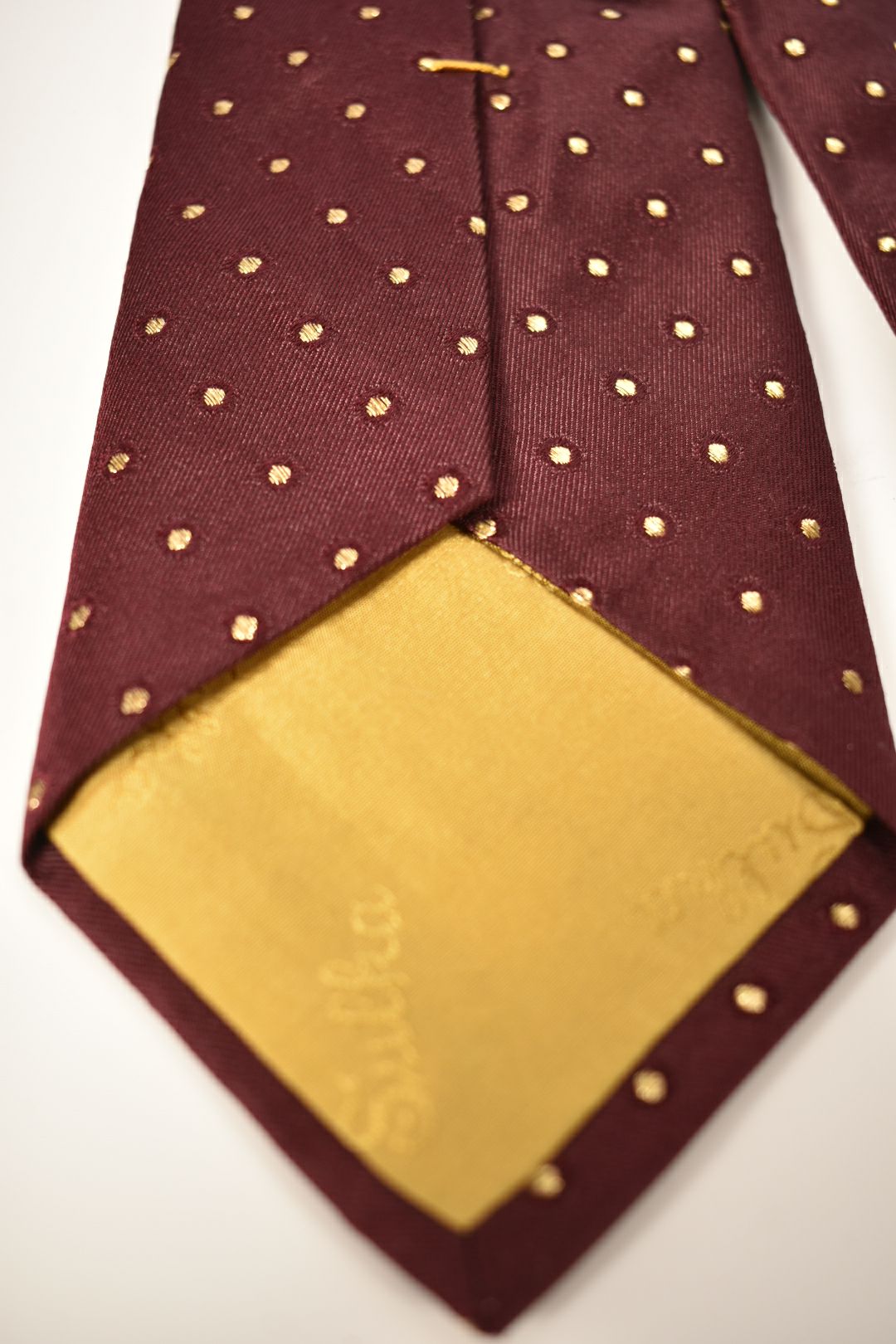 Exceptional 1970s SULKA Red Silk 18k Gold Lame Polka Dot Tie England