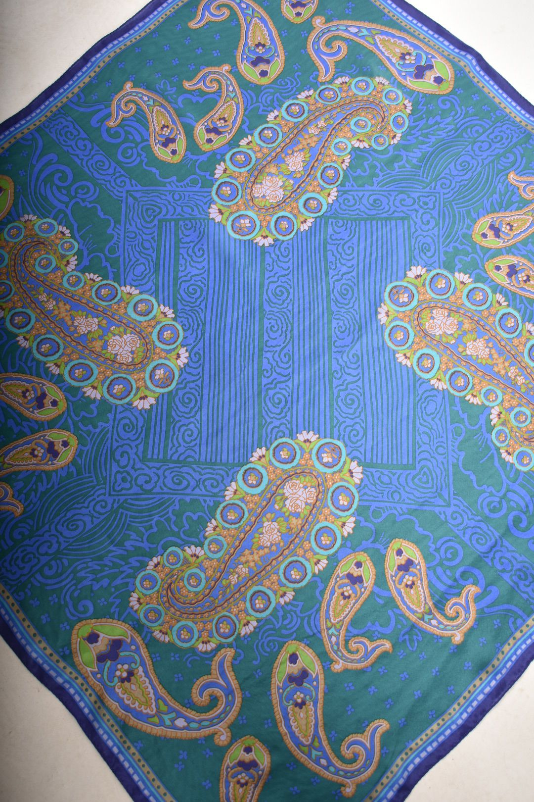 2000s OSCAR DE LA RENTA Blue Green Paisley 100% Silk Scarf 35"