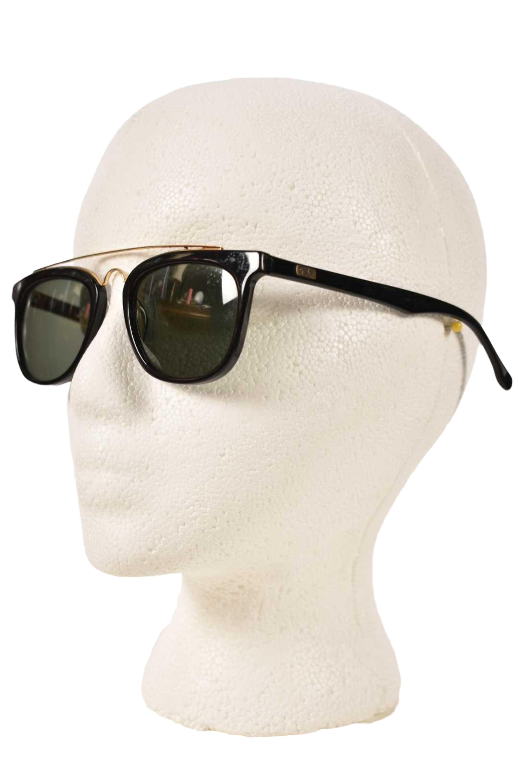 1980s RAY-BAN Black Polished Acetate Gatsby 5 W0936 Bausch & Lomb USA