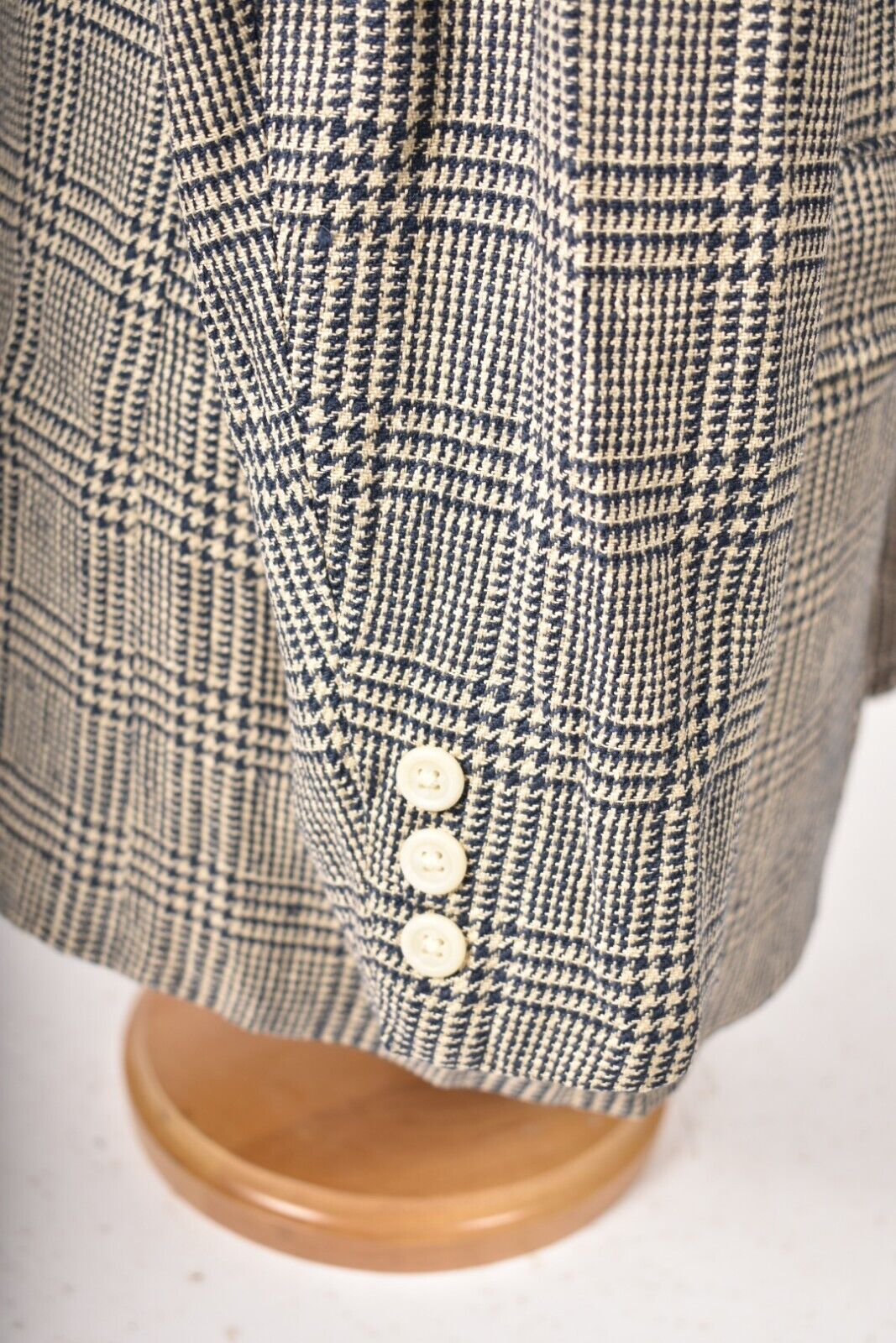 1980s BROOKS BROTHERS Ivory Blue Houndstooth Check 100% Silk Soft Blazer 42R USA