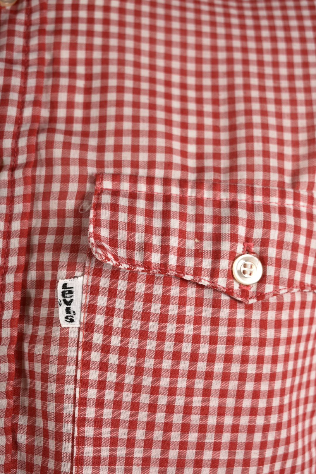 1970s LEVI'S Red Cotton Blend Gingham Western Tablecloth Picnic Shirt Small USA