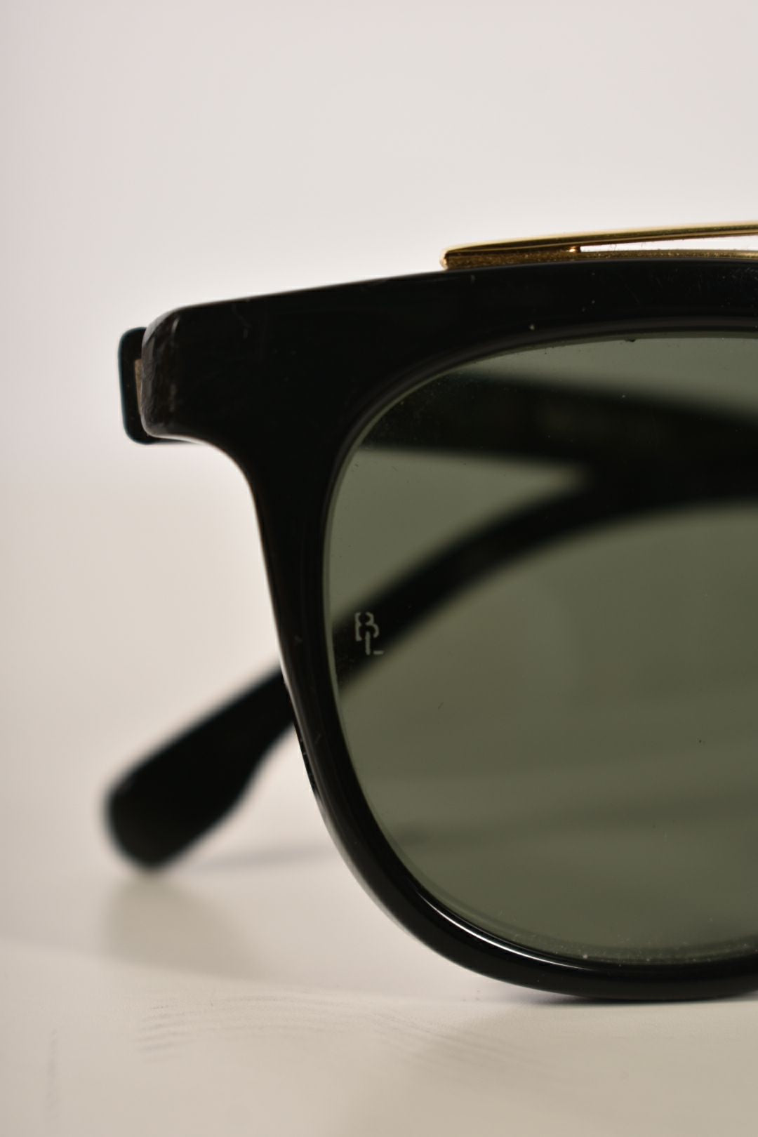 1980s RAY-BAN Black Polished Acetate Gatsby 5 W0936 Bausch & Lomb USA