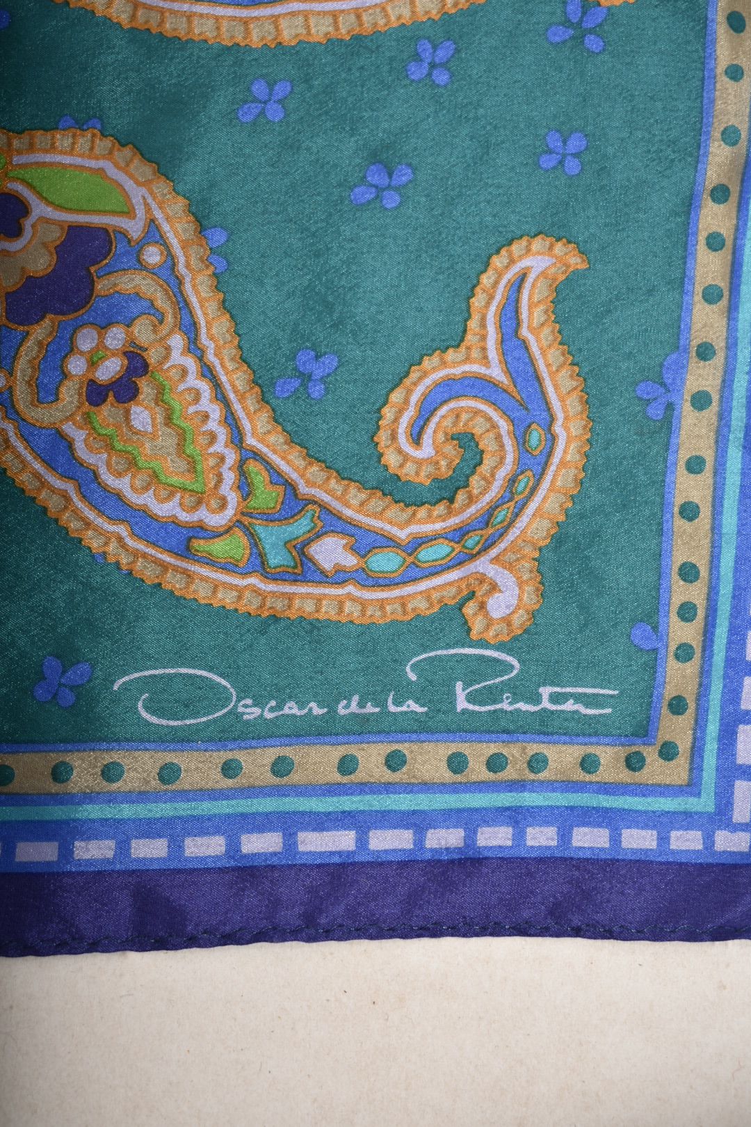 2000s OSCAR DE LA RENTA Blue Green Paisley 100% Silk Scarf 35"